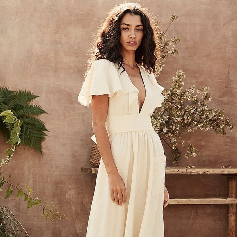 Doen Cream Ruffle-Sleeve V-Neck Maxi Dress